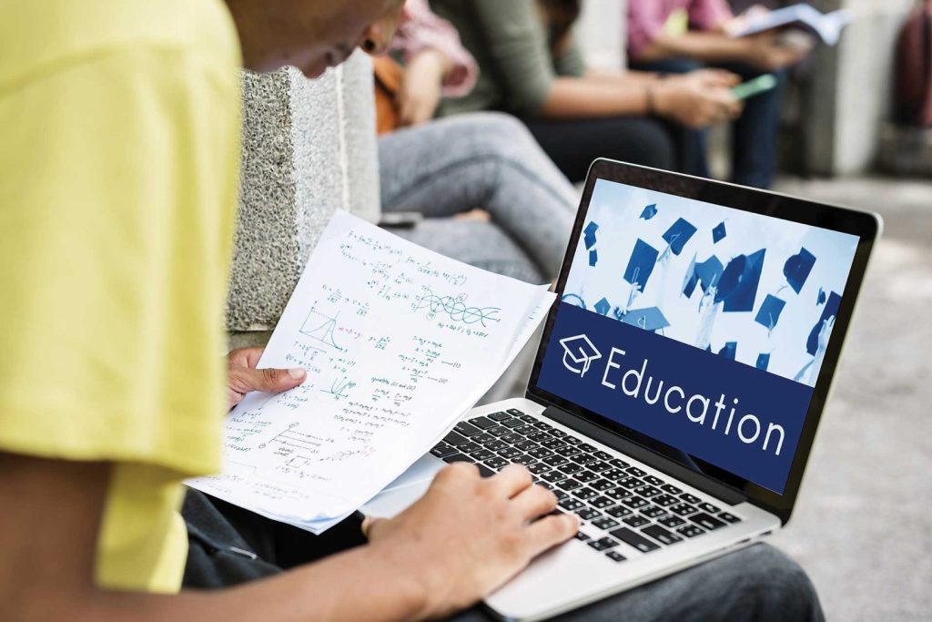 Educație Tech